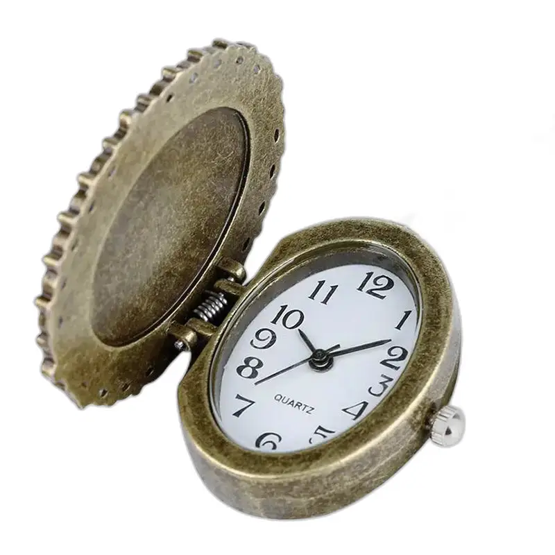 Montre Collier Holidays Romance Bronze Rond avec montre antique ouverte en arrière-plan
